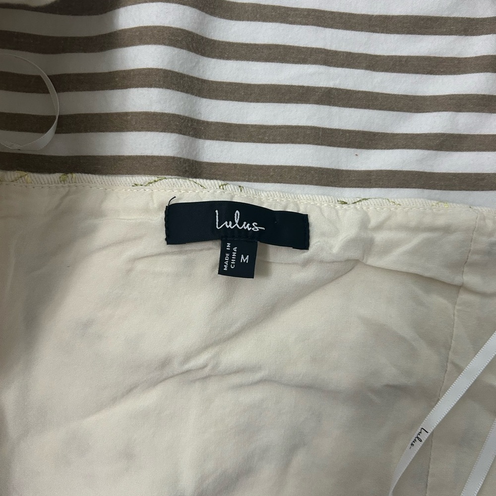 Lulu's Cream Halter Vest - Picture 2 of 4